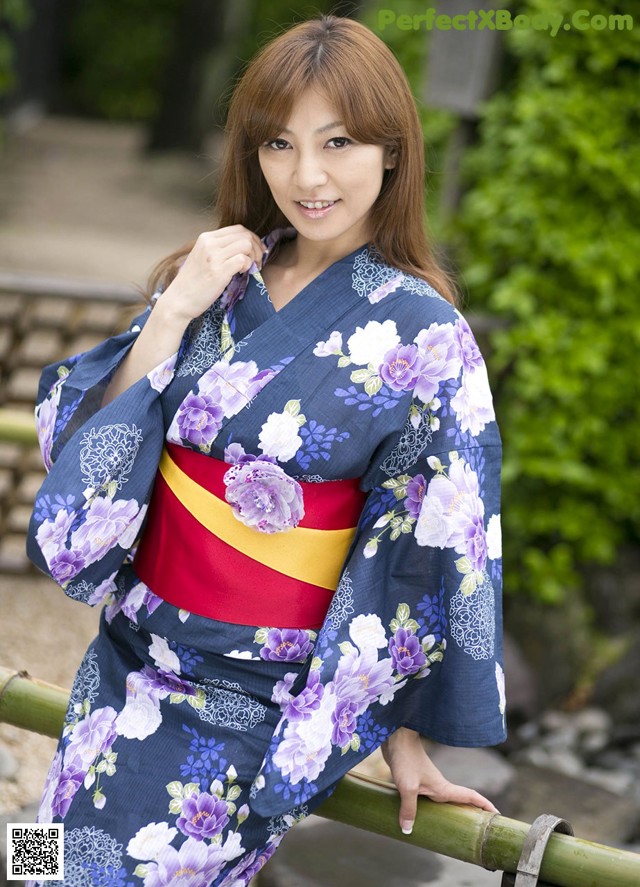 Ryo Hitomi - Pizzott Sexxxprom Image No.bc4c85
